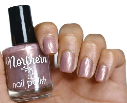 NAIL POLISH