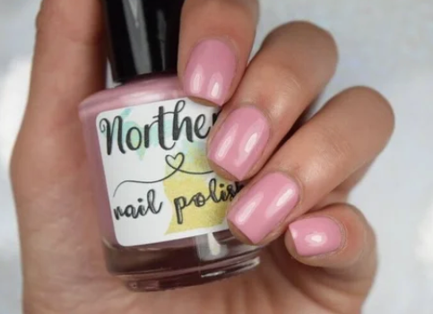 NAIL POLISH