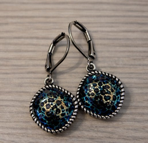 RAVEN EARRING