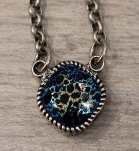 RAVEN NECKLACE