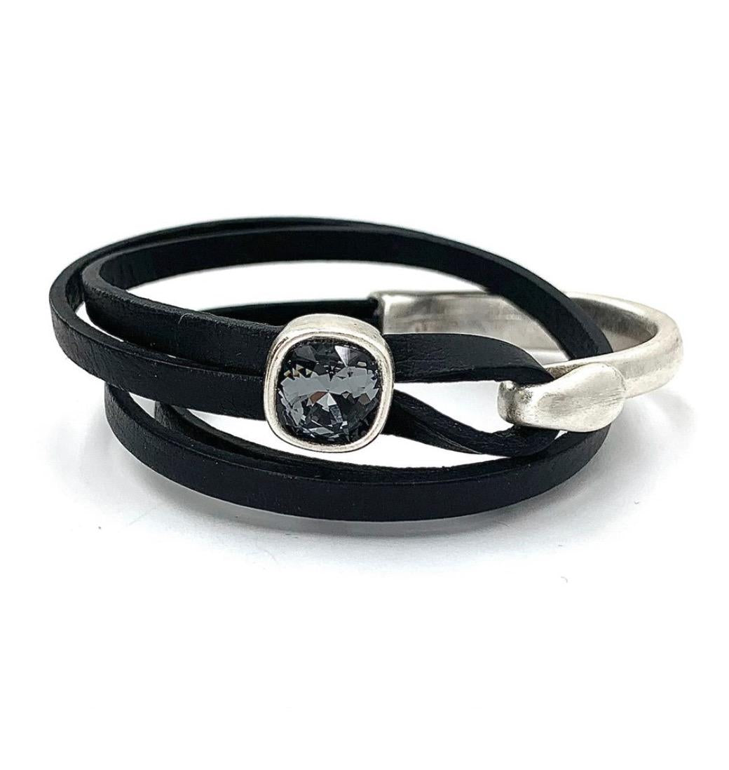 COCO LEATHER WRAP BRACELET