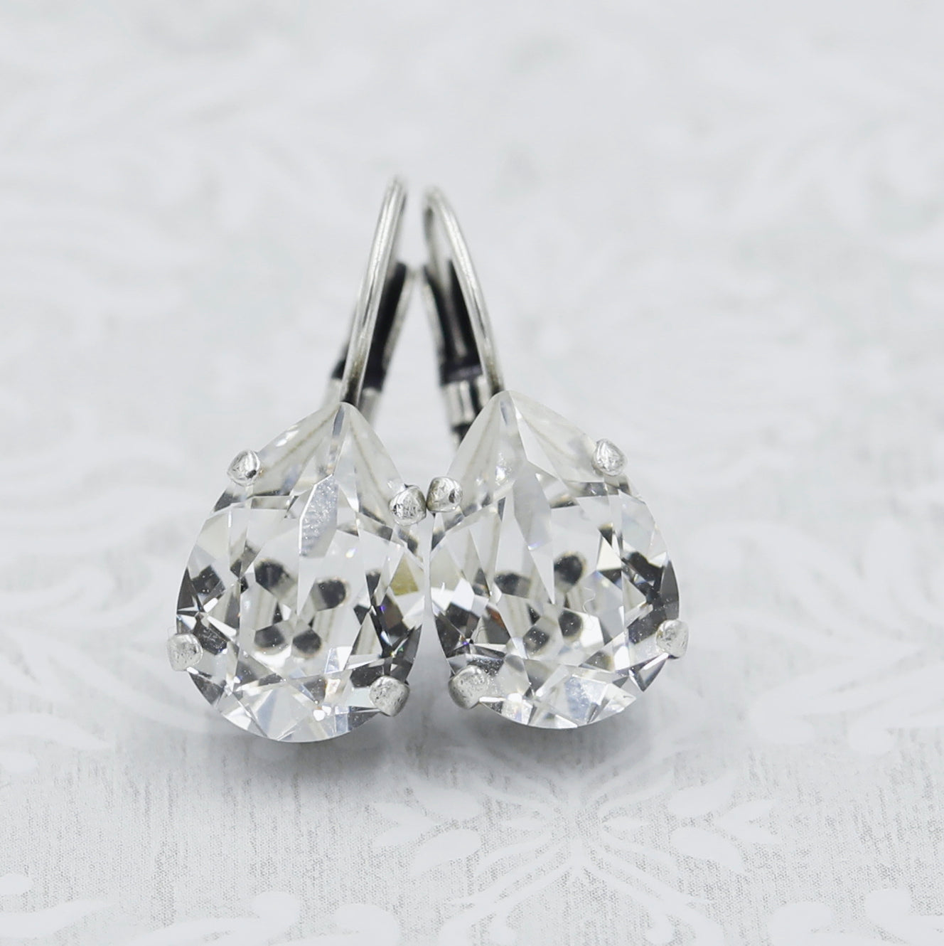 PRISCILLA PEARSHAPE TEARDROP EARRING
