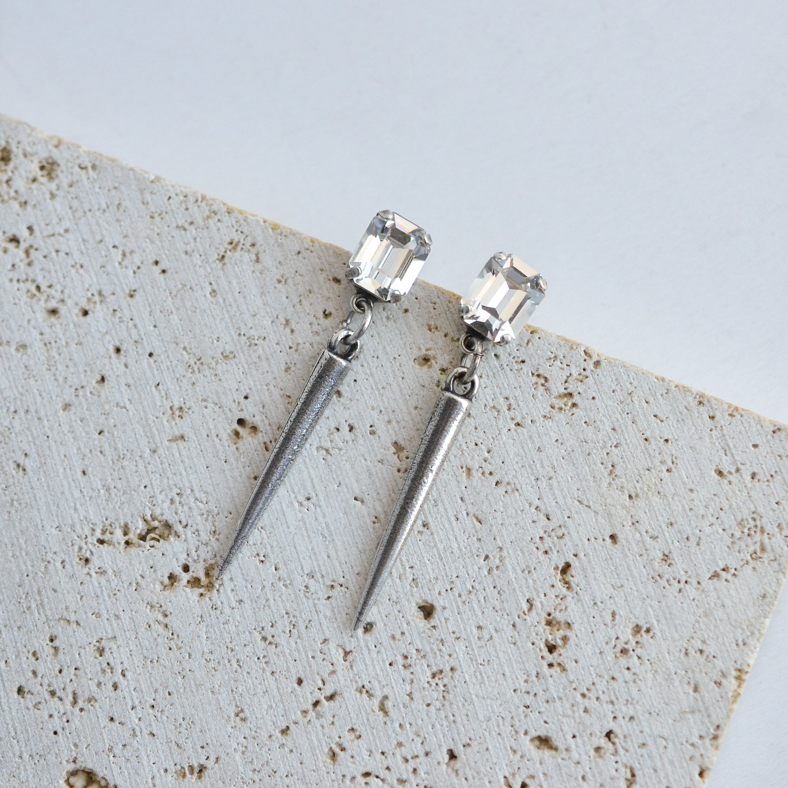 OSBORNE SPIKE EARRING